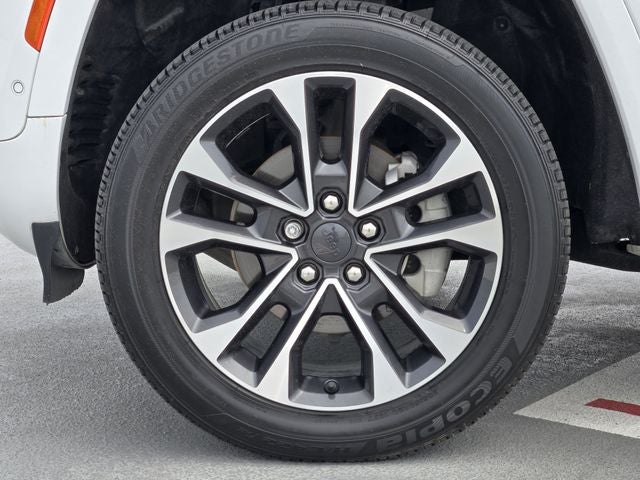 2022 Jeep Grand Cherokee Overland