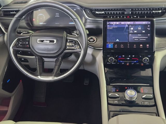 2022 Jeep Grand Cherokee Overland