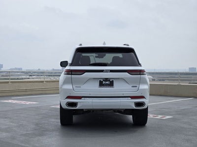 2022 Jeep Grand Cherokee Overland