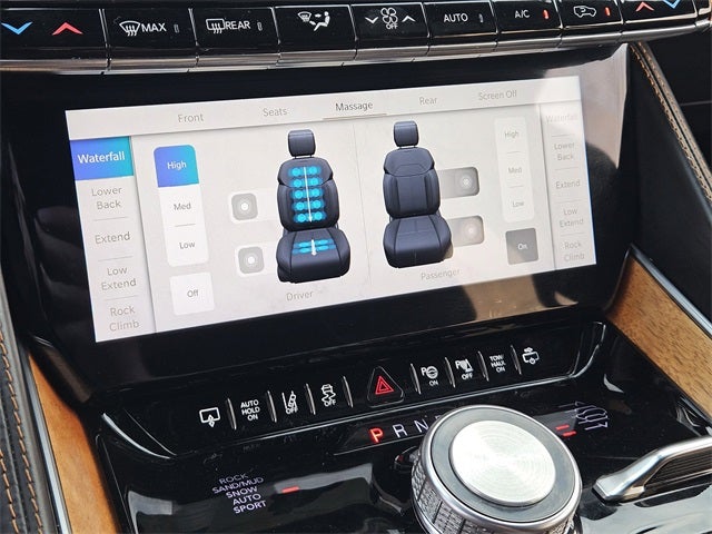 2022 Jeep Grand Wagoneer Series III