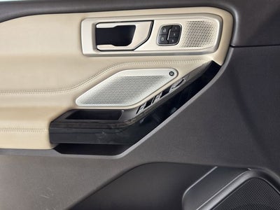 2022 Ford Explorer Platinum
