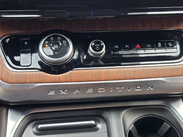 2025 Ford Expedition King Ranch