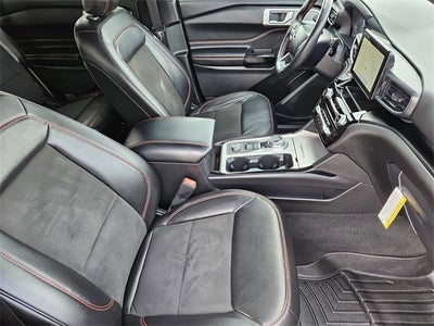 2022 Ford Explorer ST-Line