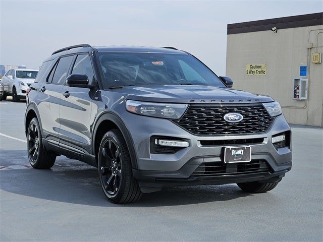 2022 Ford Explorer ST-Line