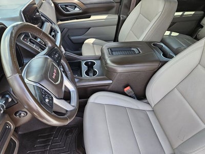 2022 GMC Yukon XL SLT