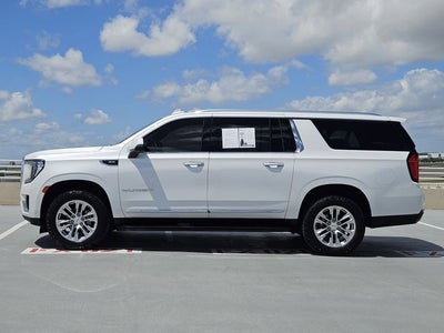 2022 GMC Yukon XL SLT
