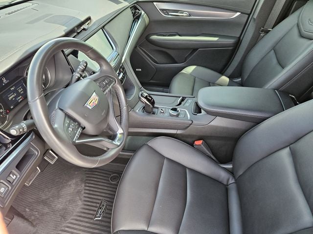 2024 Cadillac XT6 Luxury