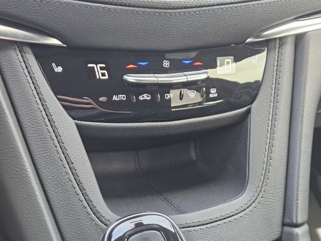 2024 Cadillac XT6 Luxury