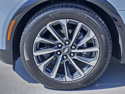 2025 Cadillac LYRIQ Sport