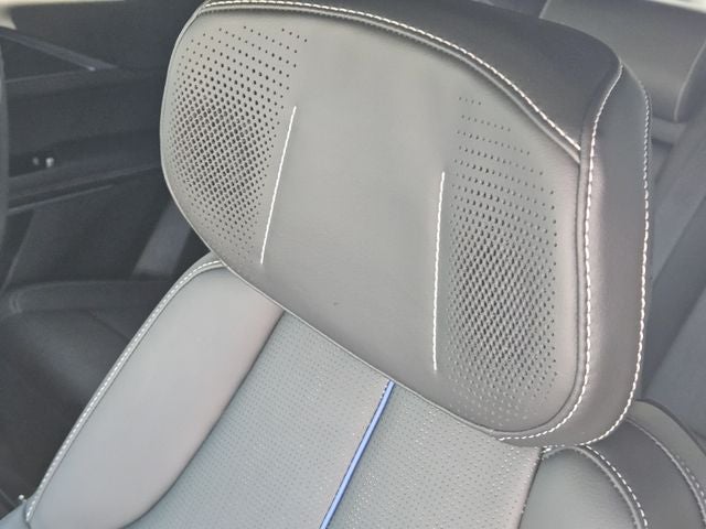 2025 Cadillac LYRIQ Sport