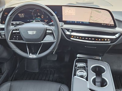 2025 Cadillac LYRIQ Sport