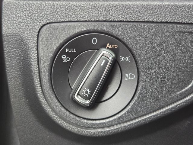 2023 Volkswagen Atlas 2.0T SE w/Technology