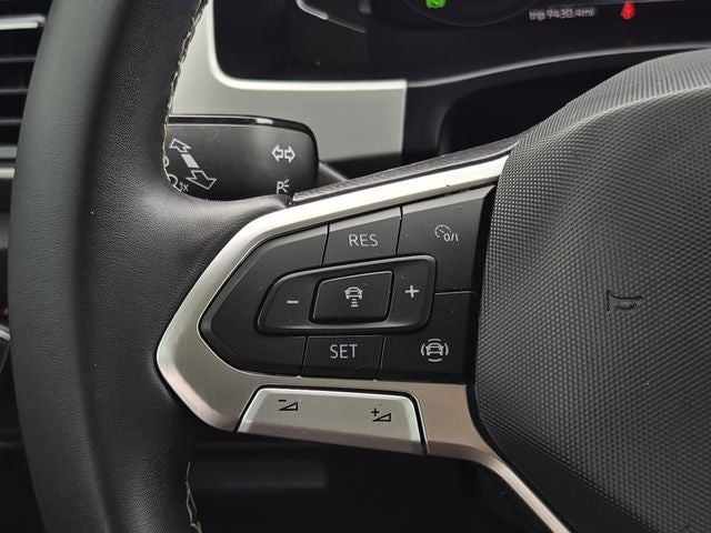 2023 Volkswagen Atlas 2.0T SE w/Technology