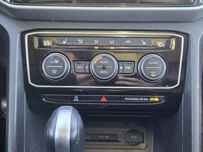 2022 Volkswagen Atlas 3.6L V6 SE w/Technology