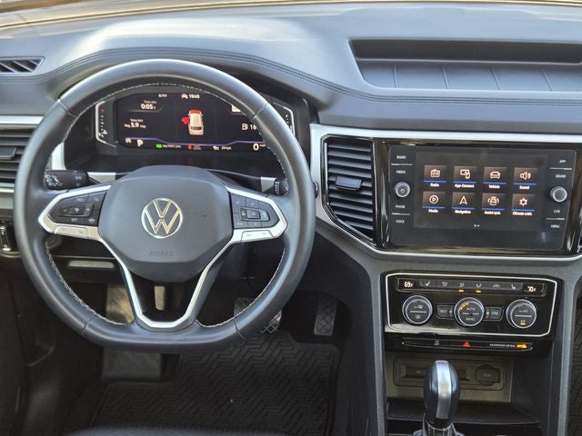 2022 Volkswagen Atlas 3.6L V6 SE w/Technology