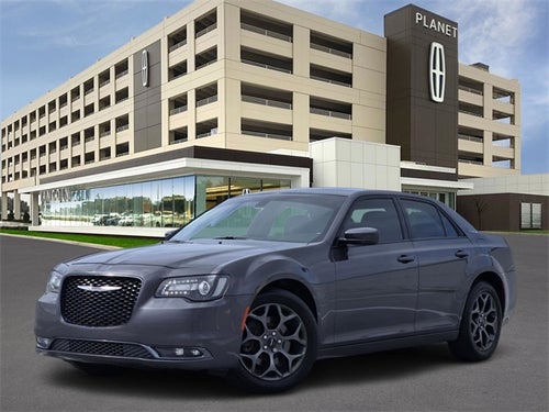 2018 Chrysler 300 S