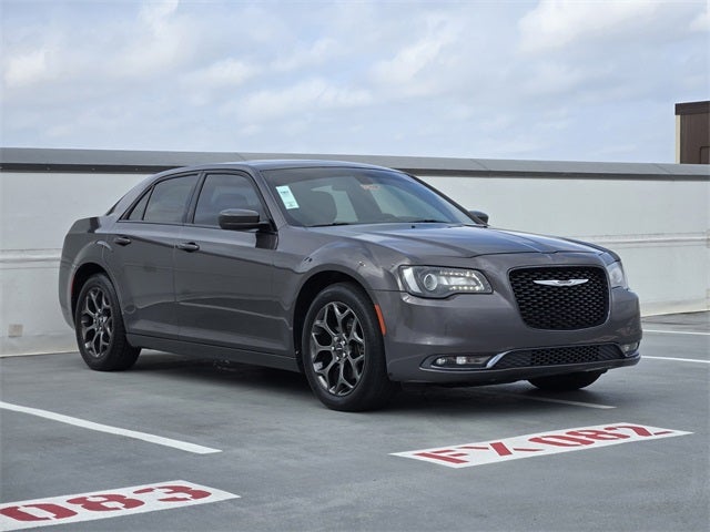 2018 Chrysler 300 S