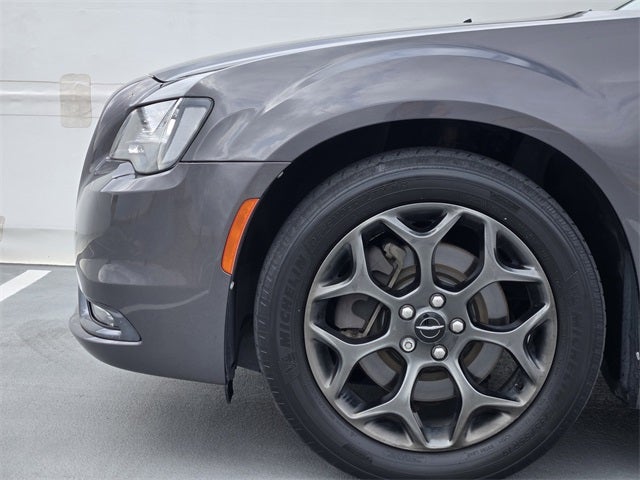 2018 Chrysler 300 S