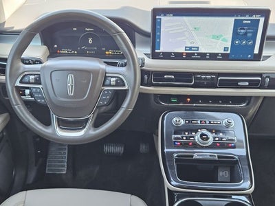 2022 Lincoln Nautilus Standard