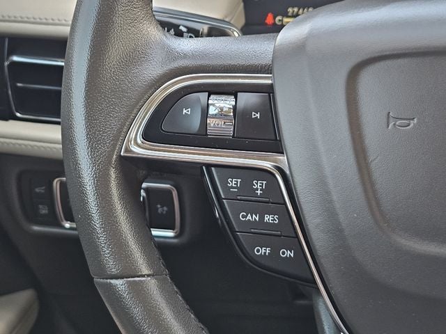 2022 Lincoln Nautilus Standard