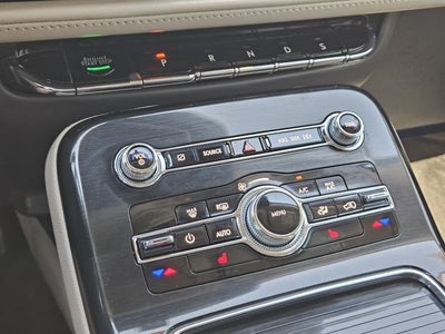 2022 Lincoln Nautilus Standard