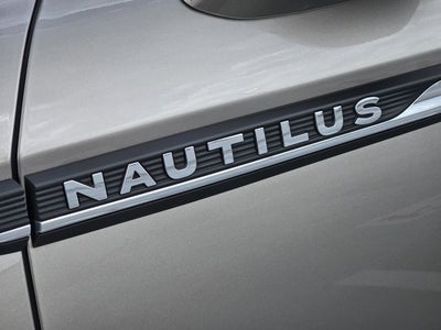 2019 Lincoln Nautilus Select