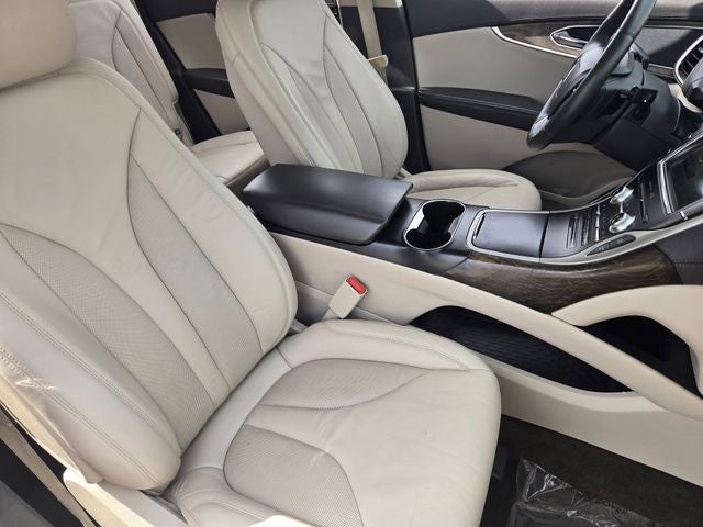 2019 Lincoln Nautilus Select