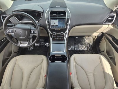 2019 Lincoln Nautilus Select