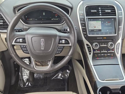 2019 Lincoln Nautilus Select