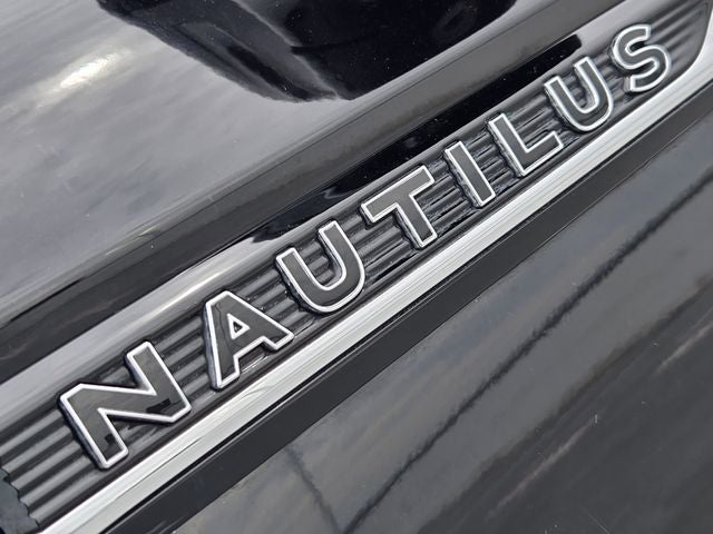 2022 Lincoln Nautilus Black Label