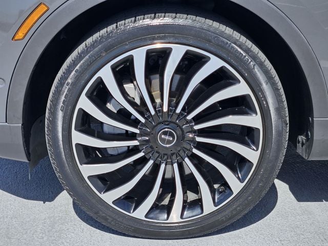 2022 Lincoln Nautilus Black Label