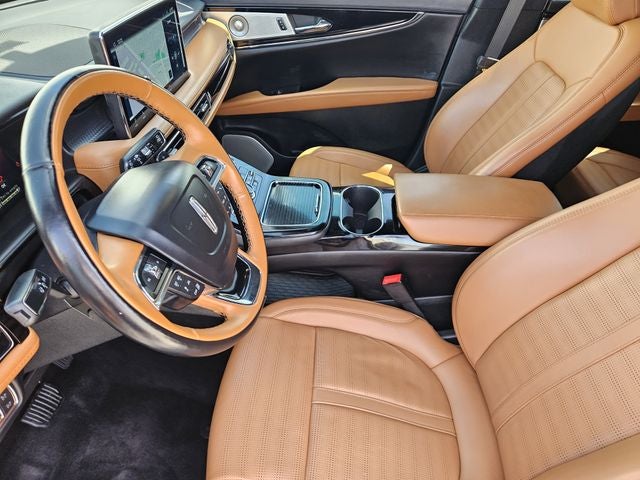 2022 Lincoln Nautilus Black Label