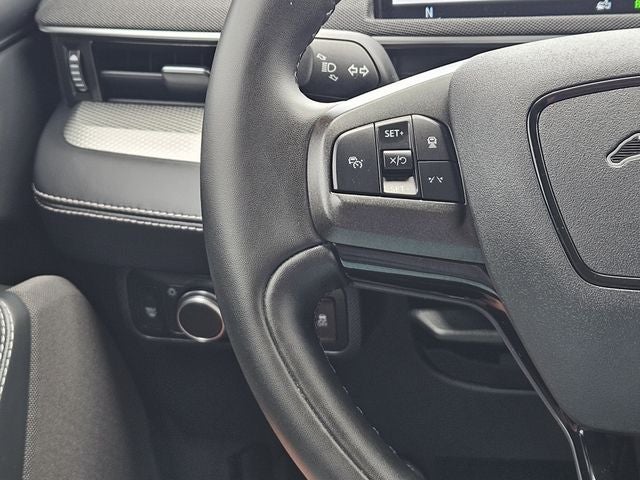 2022 Ford Mustang Mach-E Select