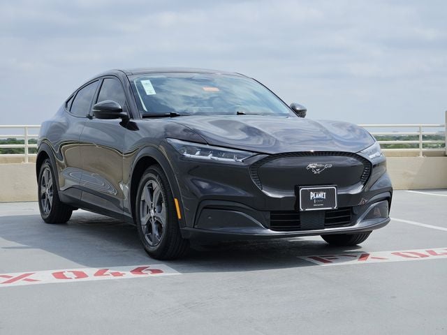 2022 Ford Mustang Mach-E Select