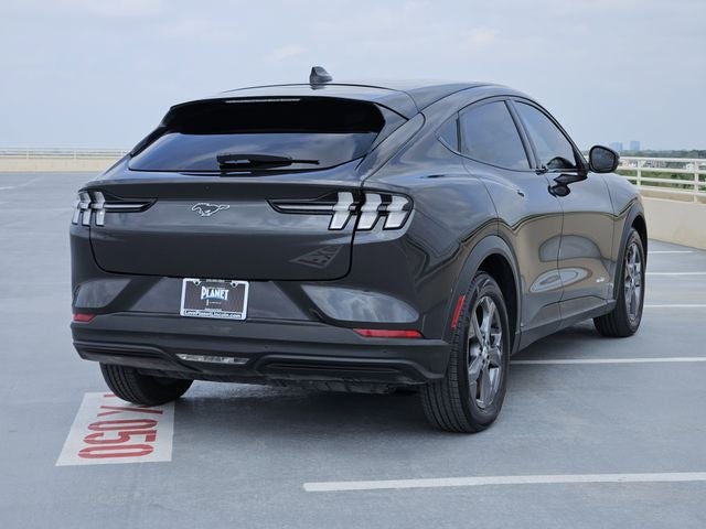 2022 Ford Mustang Mach-E Select