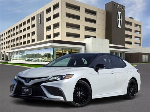 2021 Toyota Camry Hybrid XSE