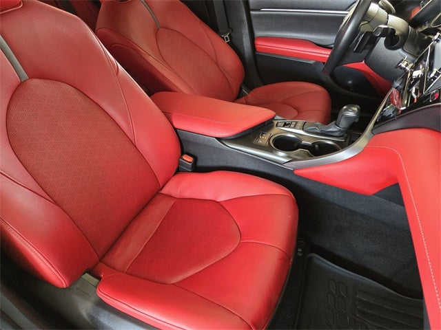 2021 Toyota Camry Hybrid XSE