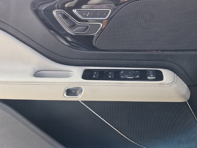 2027 Lincoln Aviator Premiere