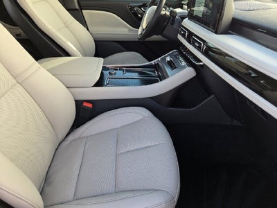 2027 Lincoln Aviator Premiere