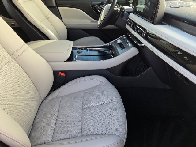 2027 Lincoln Aviator Premiere