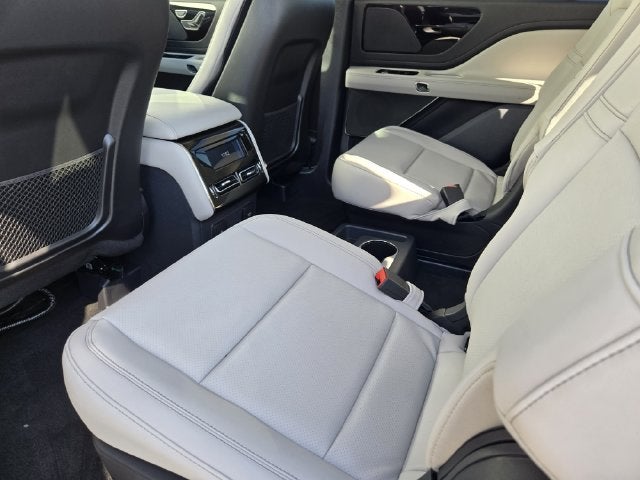 2027 Lincoln Aviator Premiere