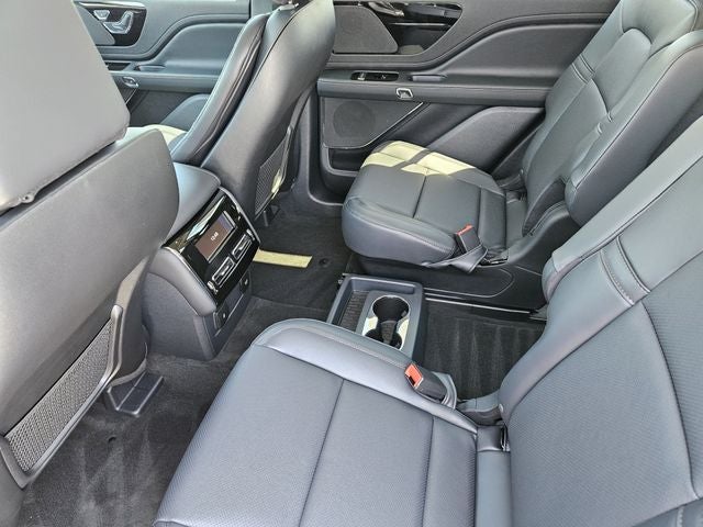 2027 Lincoln Aviator Premiere
