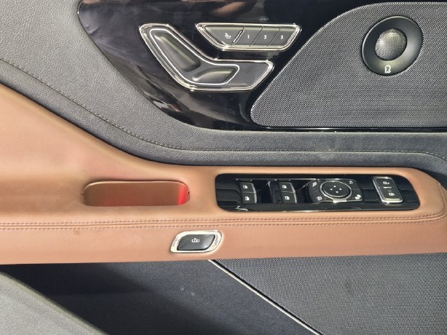 2027 Lincoln Aviator Reserve
