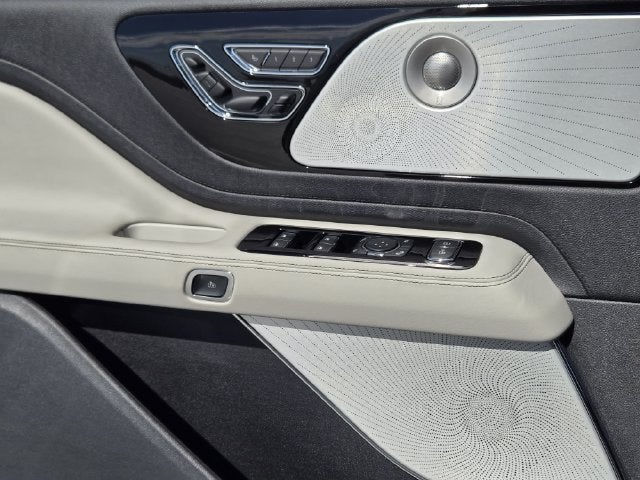 2027 Lincoln Aviator Reserve