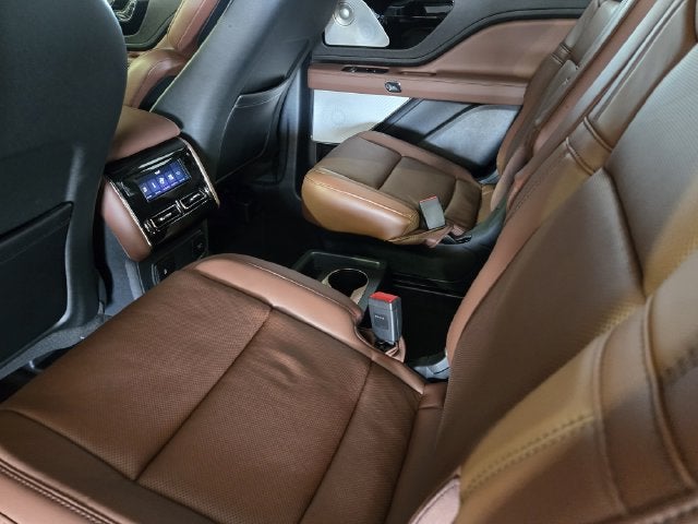 2027 Lincoln Aviator Reserve