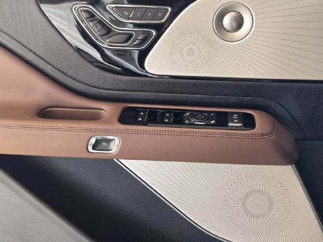 2027 Lincoln Aviator Reserve