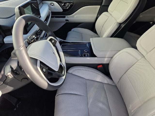 2027 Lincoln Aviator Reserve