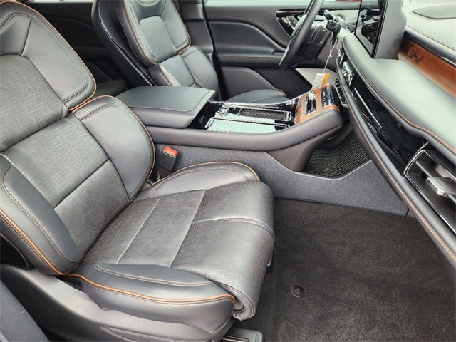 2025 Lincoln Aviator Black Label