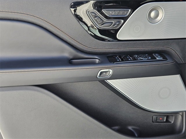 2025 Lincoln Aviator Black Label