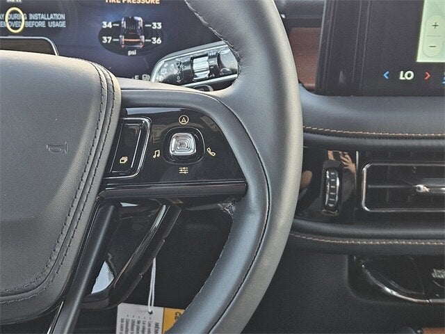 2025 Lincoln Aviator Black Label